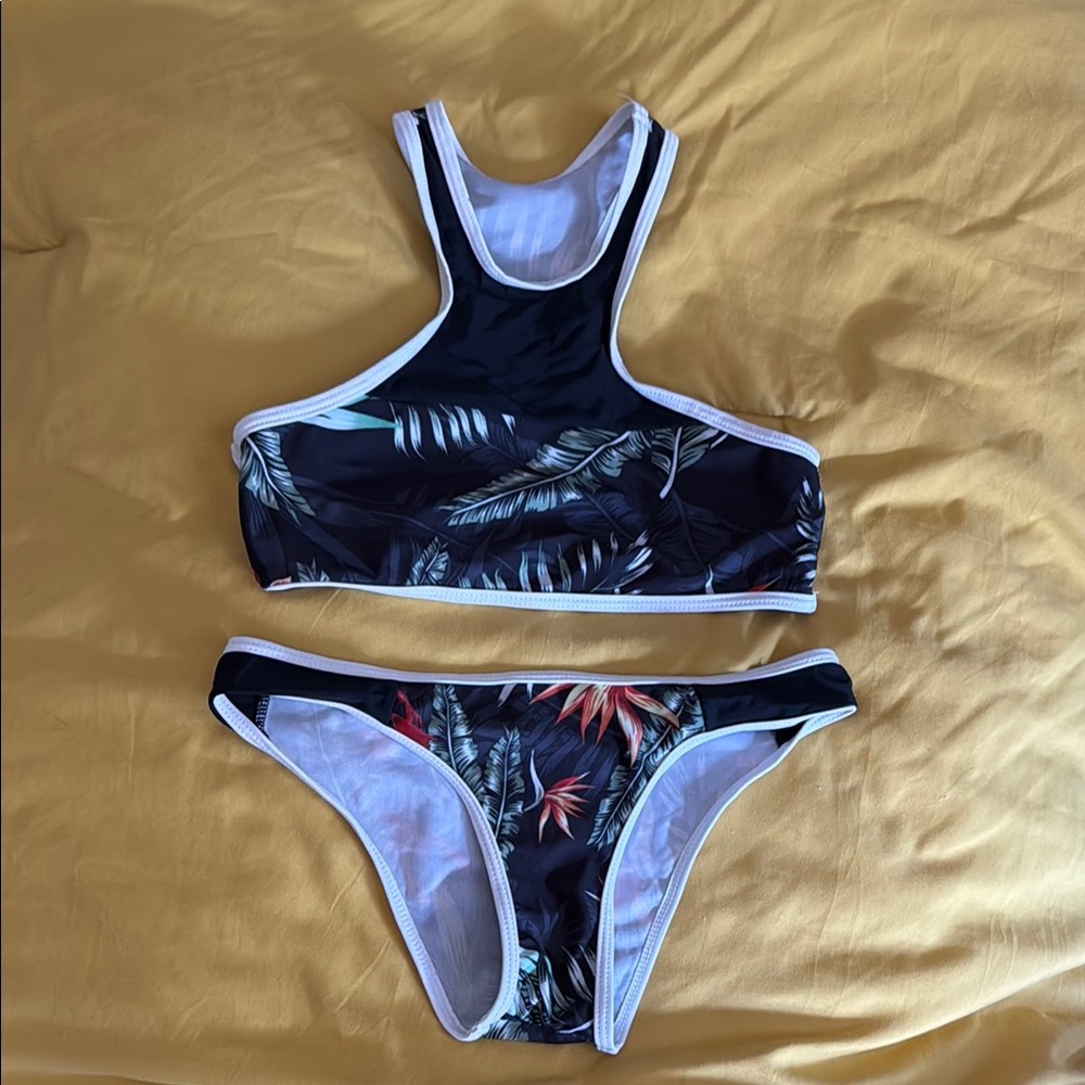 Cupshe Tropical Print Bikini Set